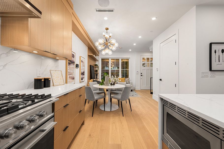 2052 Ferndale Street Vancouver, BC - 16