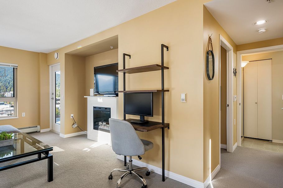 1206 121 W 15th Street North Vancouver, BC - 6