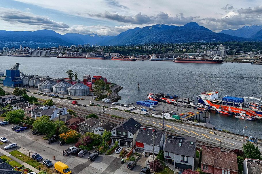 2915 Wall Street Vancouver, BC - 23