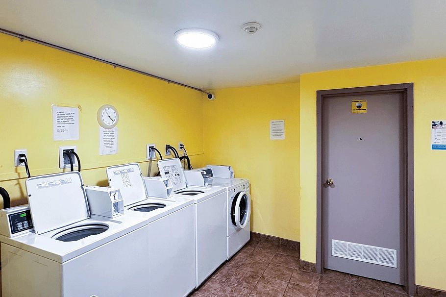 302 1435 Nelson Street Vancouver, BC - 13