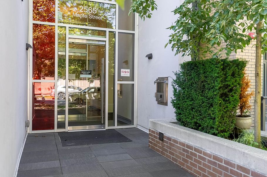 309 2565 Maple Street Vancouver, BC - 23