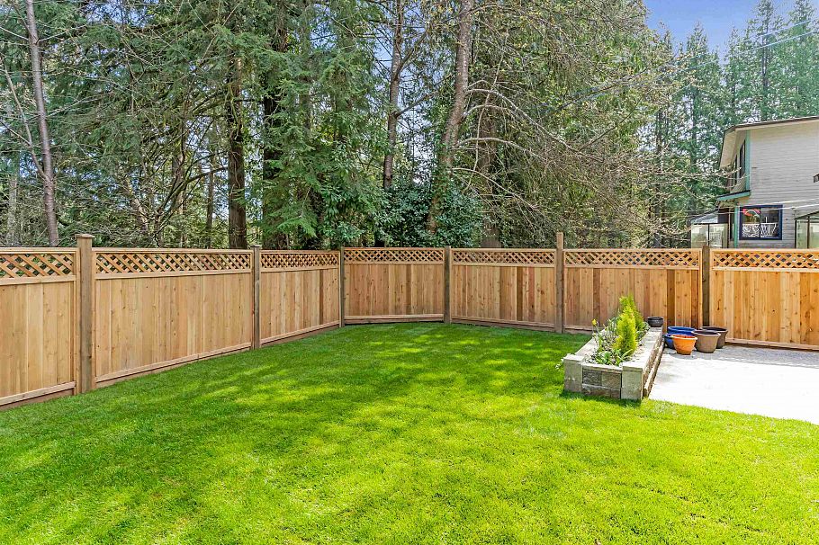 3970 Phyllis Road North Vancouver, BC - 35