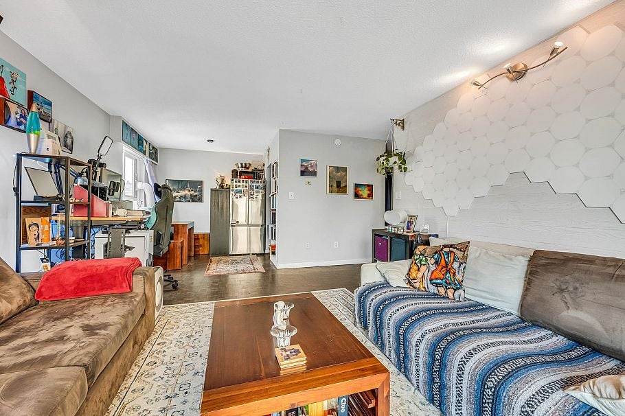 207 2025 W 2nd Avenue Vancouver, BC - 4