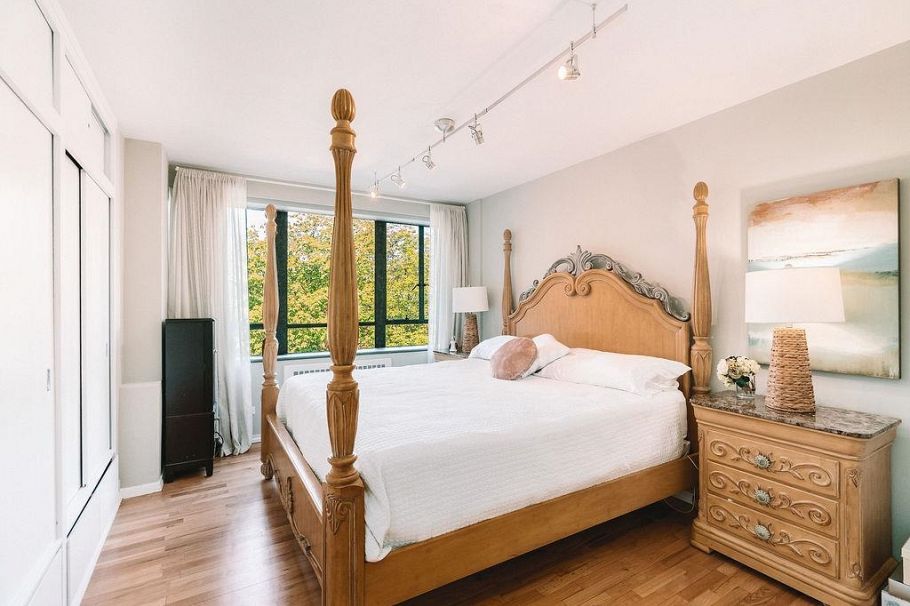 310 1445 Marpole Avenue Vancouver, BC - 20