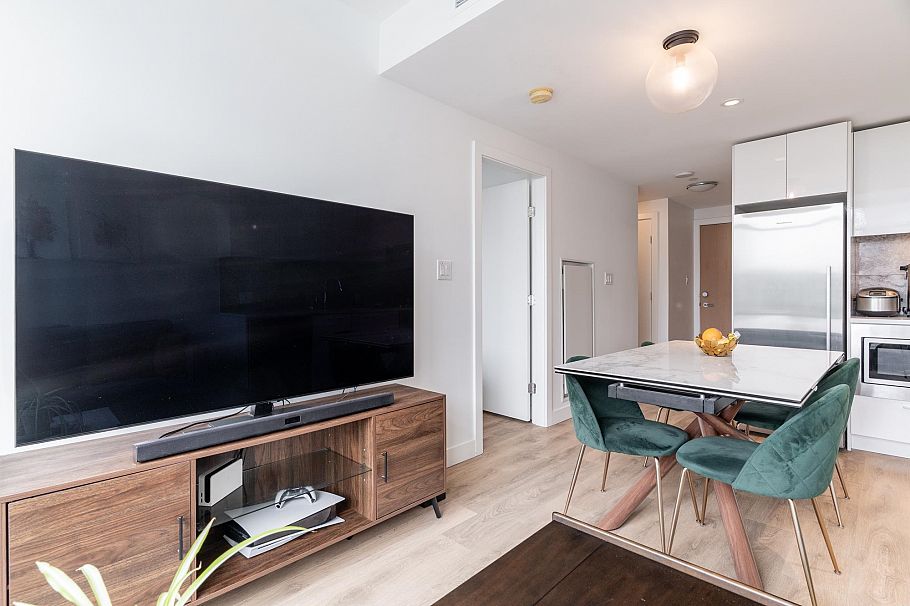 1908 8538 River District Crossing Vancouver, BC - 15