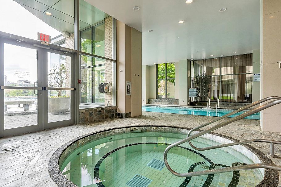 801 1328 Marinaside Crescent Vancouver, BC - 40