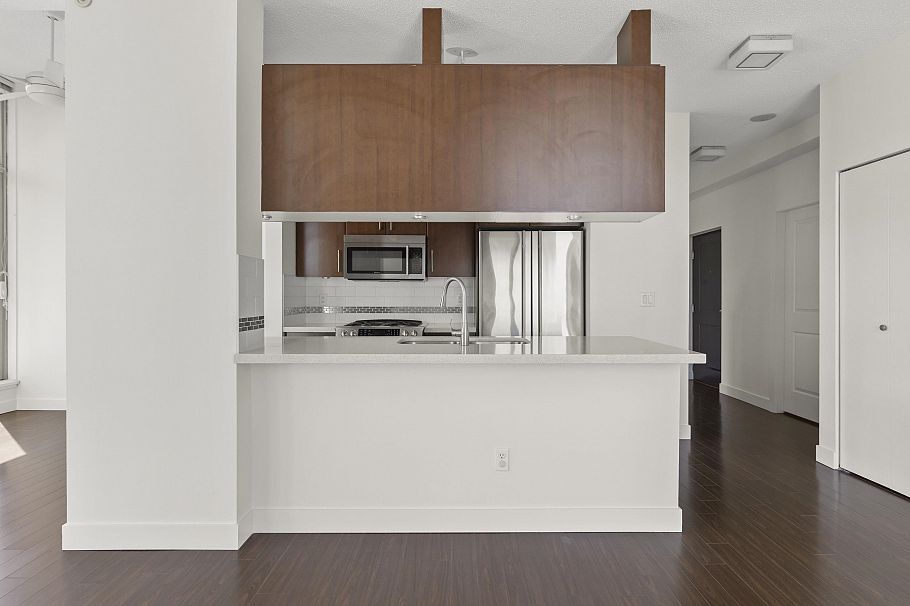 PH2 587 W 7th Avenue Vancouver, BC - 19