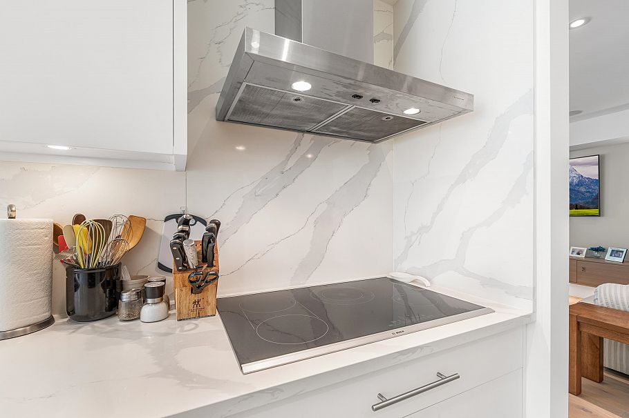 4 2425 Edgemont Boulevard North Vancouver, BC - 13