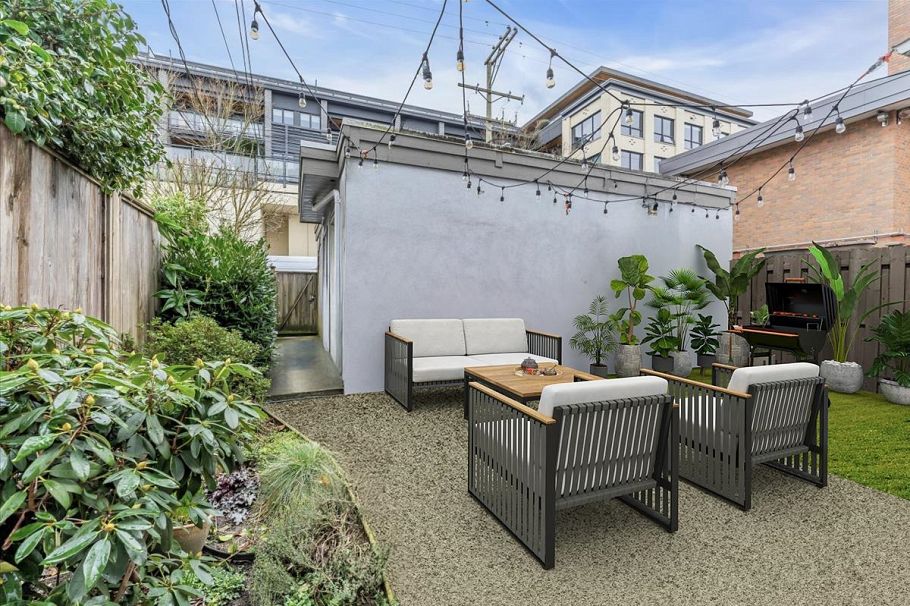 3060 W 8th Avenue Vancouver, BC - 22