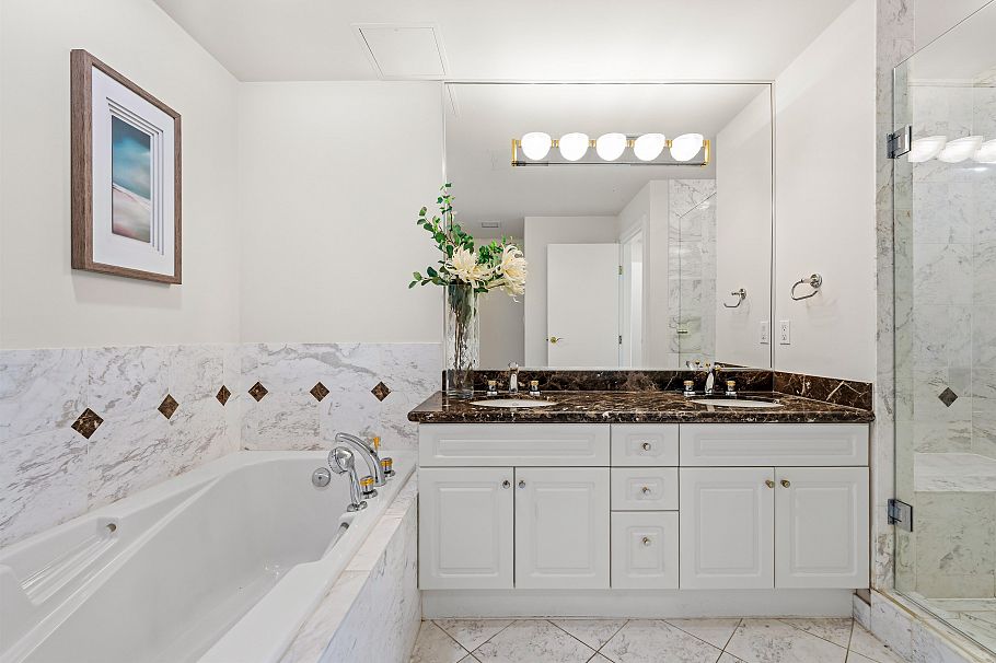 202 1777 Bayshore Drive Vancouver, BC - 28