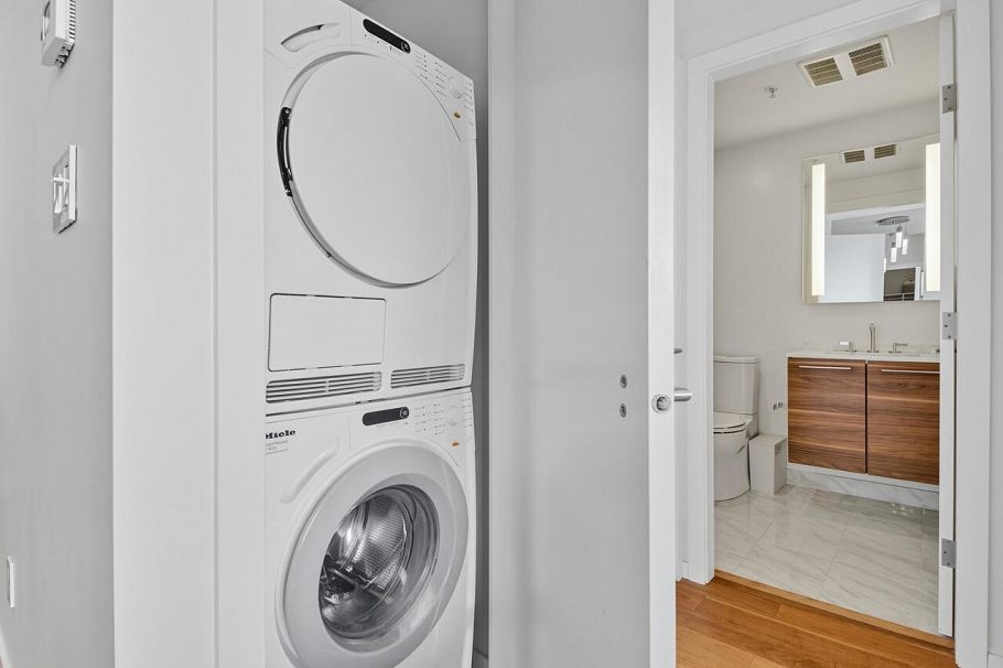 702 8488 Cornish Street Vancouver, BC - 21