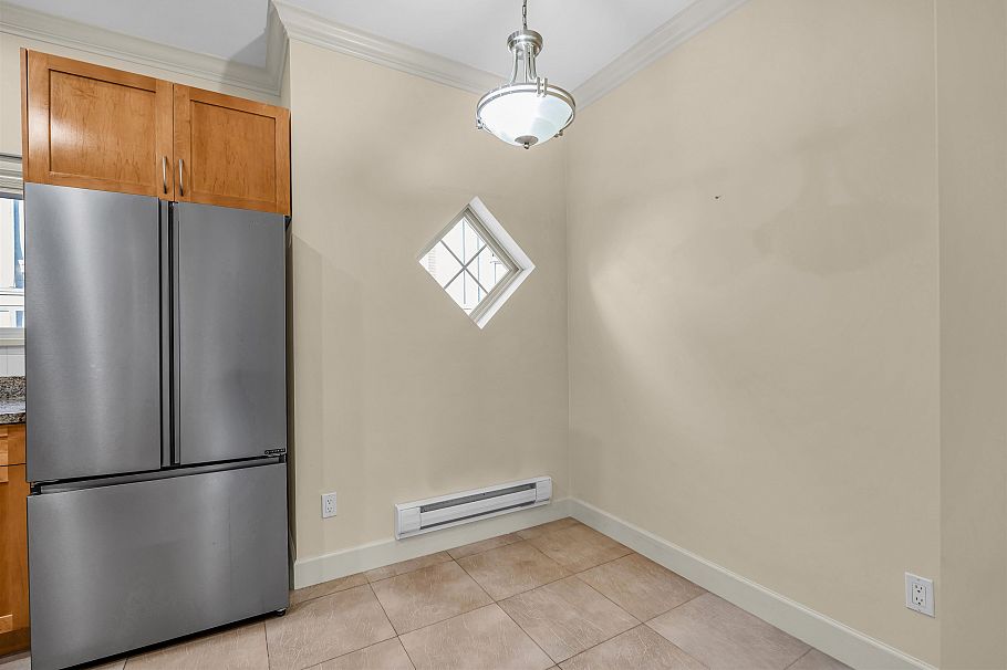 8 3139 Smith Avenue Burnaby, BC - 37