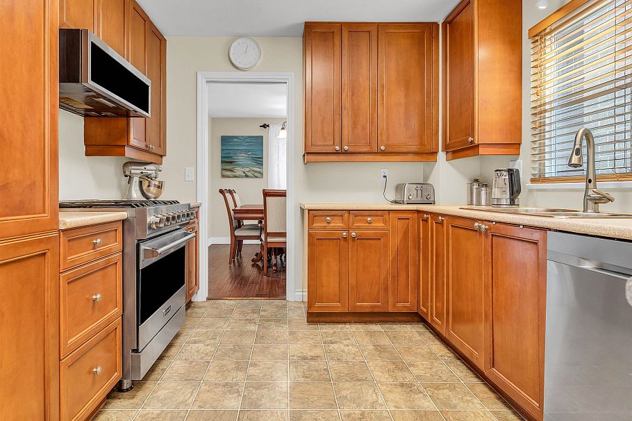 3970 Phyllis Road North Vancouver, BC - 13