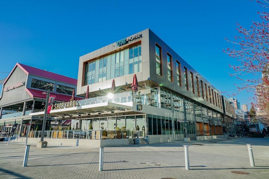 105 333 E 1st Street North Vancouver, BC - 32