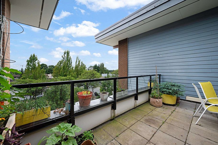 416 1330 Marine Drive North Vancouver, BC - 7