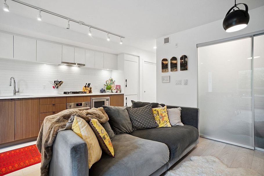 109 321 E 16th Avenue Vancouver, BC - 9