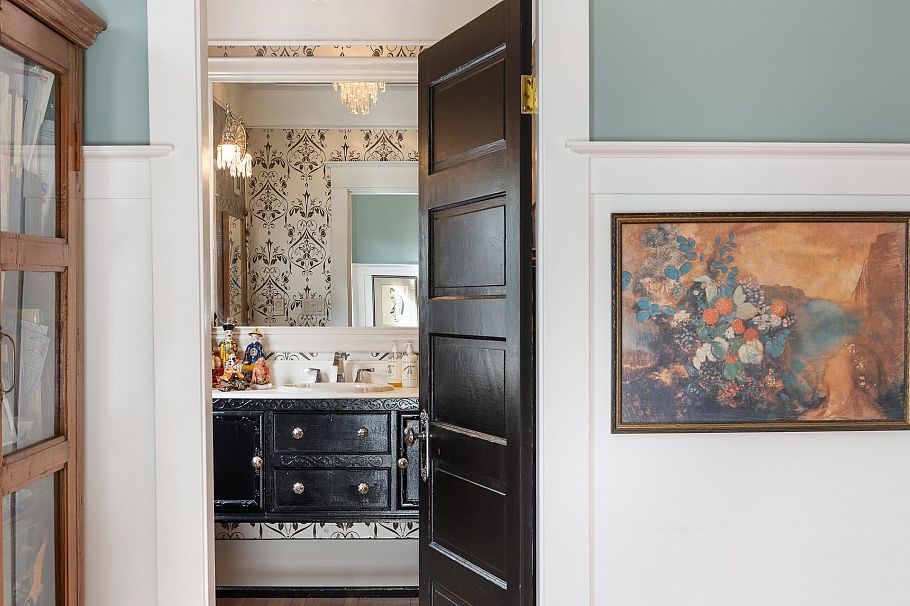 529 E 11th Street North Vancouver, BC - 14