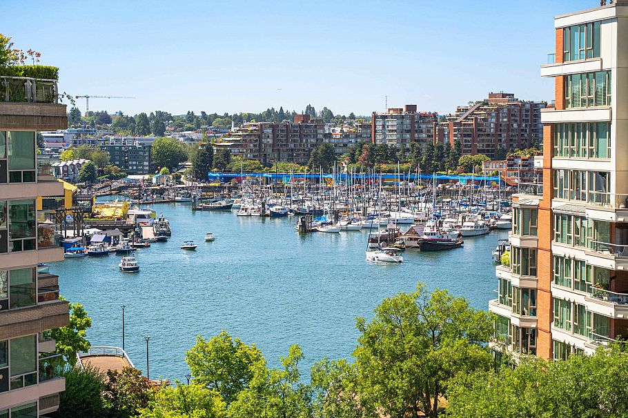 805 1500 Hornby Street Vancouver, BC - 1