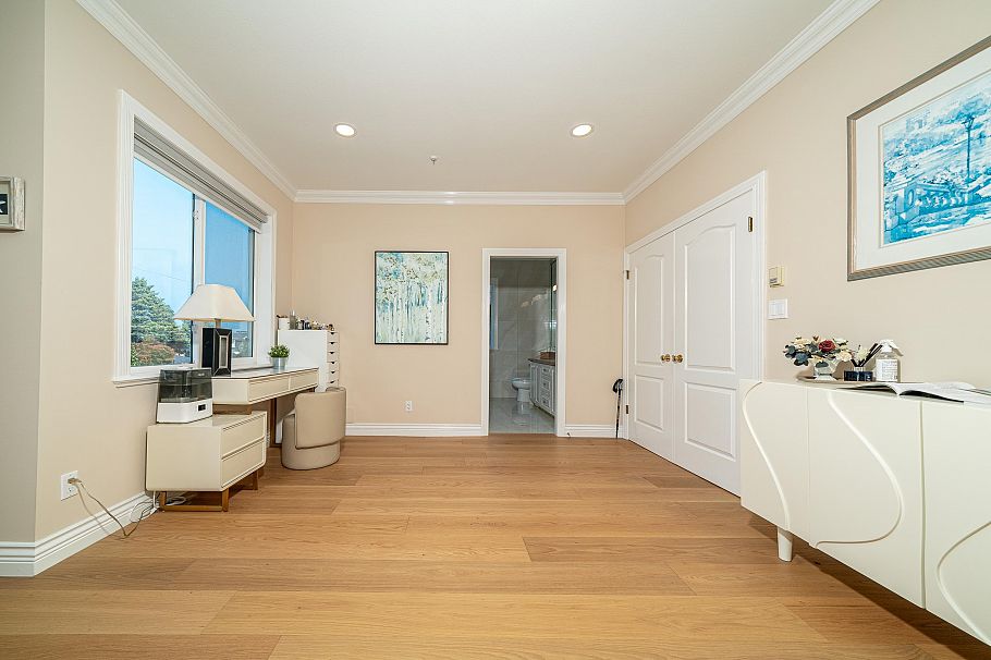 763 W 64th Avenue Vancouver, BC - 23