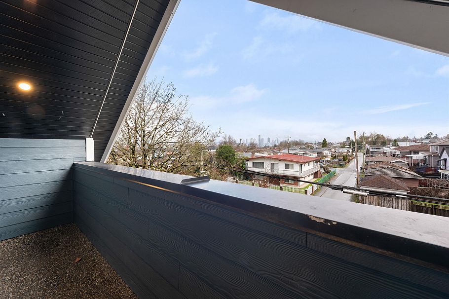 3351 Kaslo Street Vancouver, BC - 25