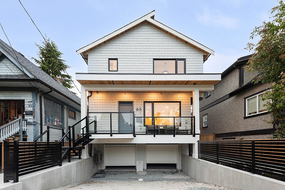 1 65 E King Edward Avenue Vancouver, BC - 25