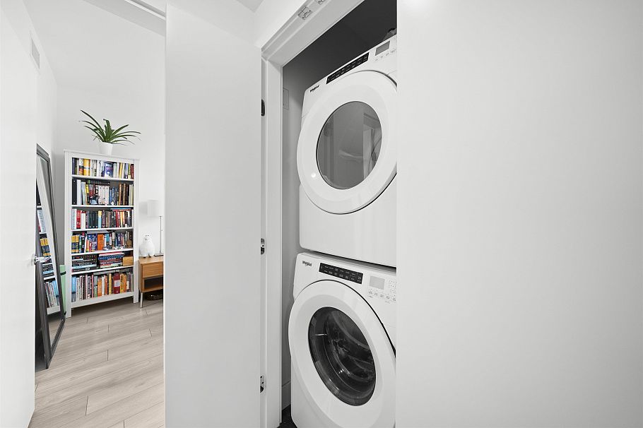 1205 8570 Rivergrass Drive Vancouver, BC - 17