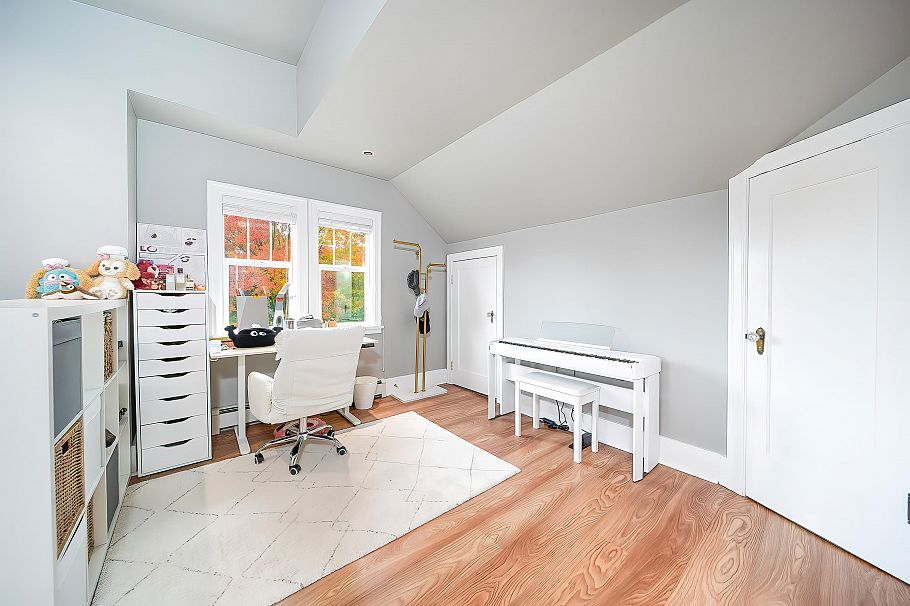 2896 W 41st Avenue Vancouver, BC - 25