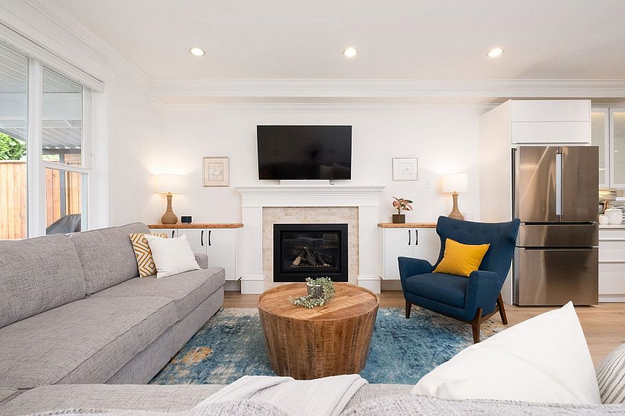 308 E 9th Street North Vancouver, BC - 4