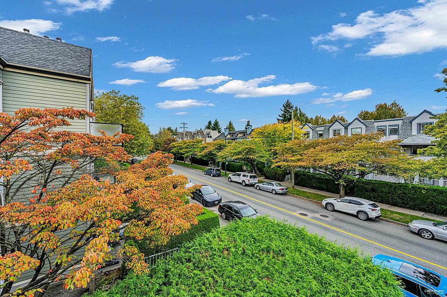305 868 W 16th Avenue Vancouver, BC - 25