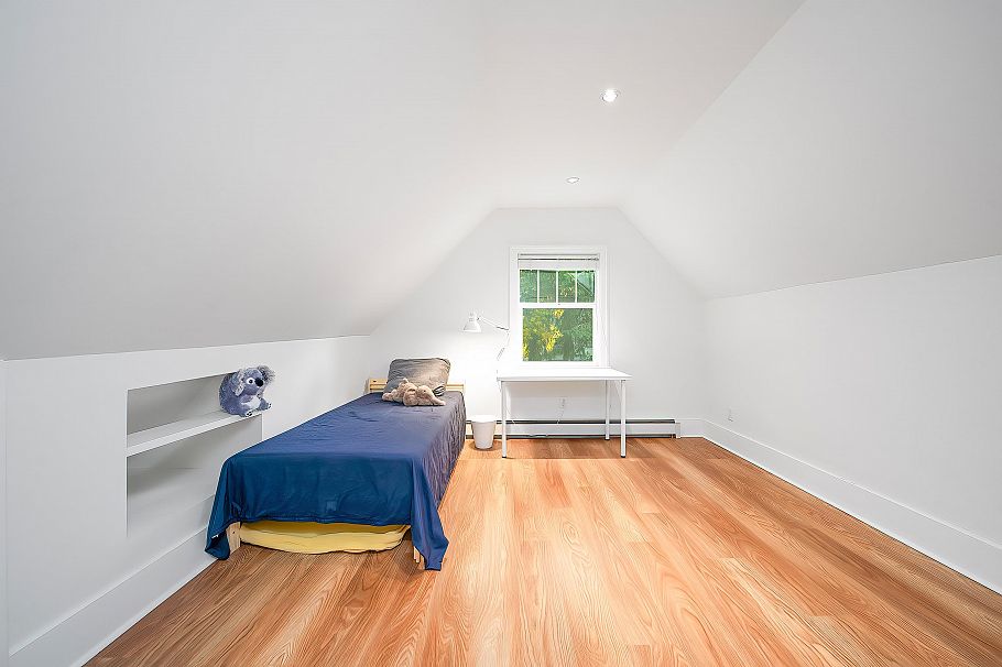 2896 W 41st Avenue Vancouver, BC - 26