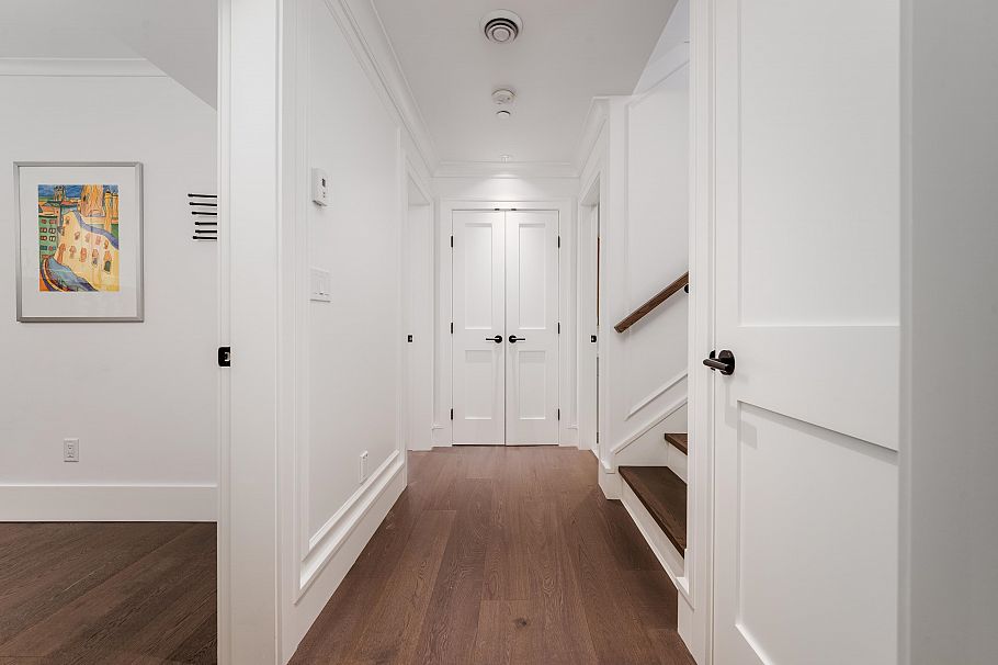 2040 W 58th Avenue Vancouver, BC - 26