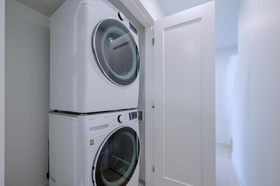 6322 Oak Street Vancouver, BC - 17