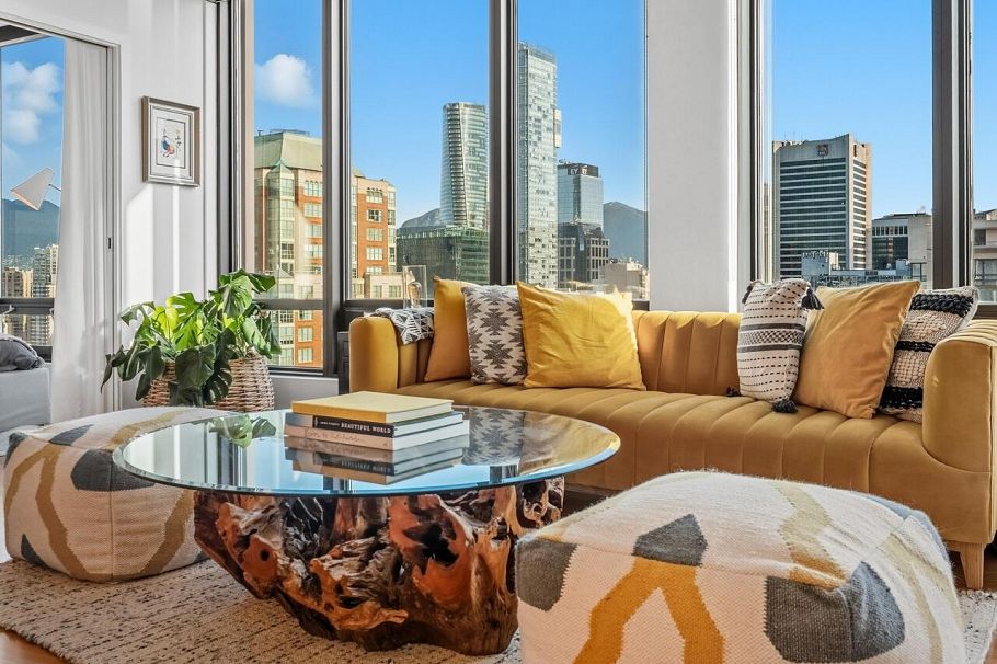 1610 989 NELSON STREET, Vancouver BC V6Z 3B6 Vancouver, BC - 1