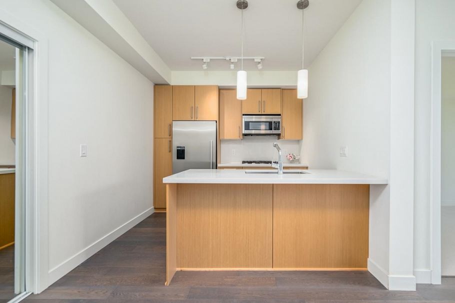 310 5325 West Boulevard Vancouver, BC - 11