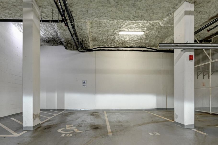 310 5325 West Boulevard Vancouver, BC - 6