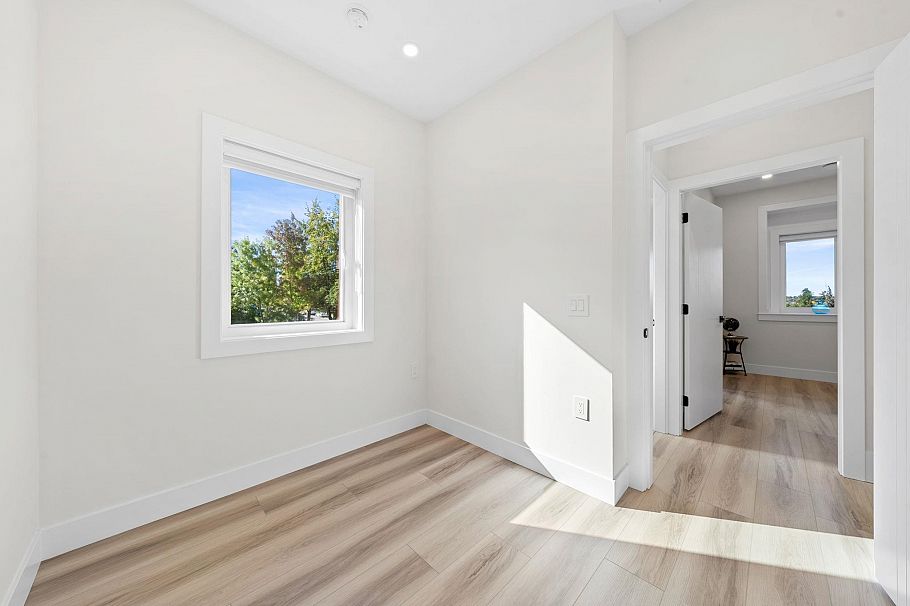 4320 Nanaimo Street Vancouver, BC - 28