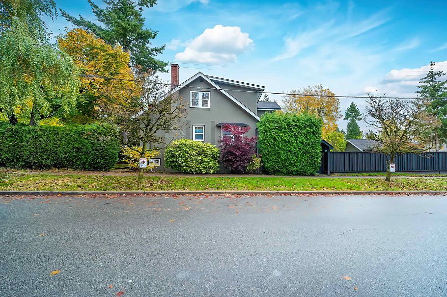 2896 W 41st Avenue Vancouver, BC - 36