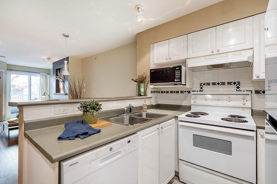 PH17 760 Kingsway Vancouver, BC - 10