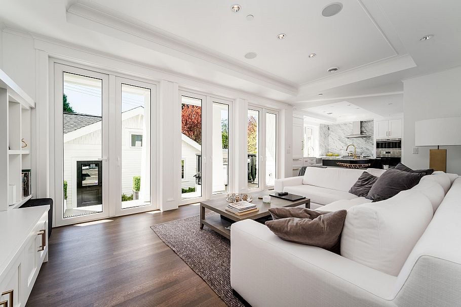 2040 W 58th Avenue Vancouver, BC - 3