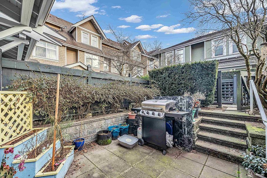 329 W 59th Avenue Vancouver, BC - 9