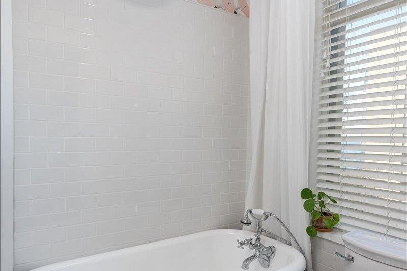 42 1386 Nicola Street Vancouver, BC - 16