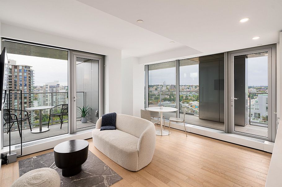 2602 1480 Howe Street Vancouver, BC - 3