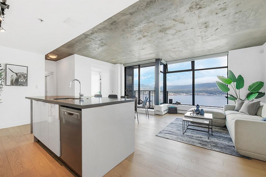 3901 128 W Cordova Street Vancouver, BC - 1