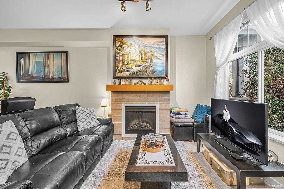 329 W 59th Avenue Vancouver, BC - 21