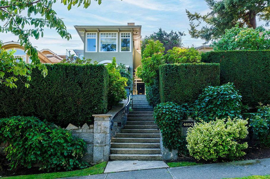 4650 W 2nd Avenue Vancouver, BC - 3