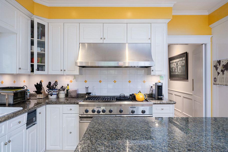 4650 W 2nd Avenue Vancouver, BC - 18