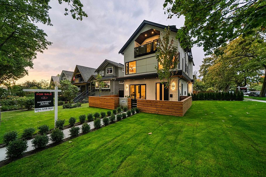 2493 Eton Street Vancouver, BC - 29