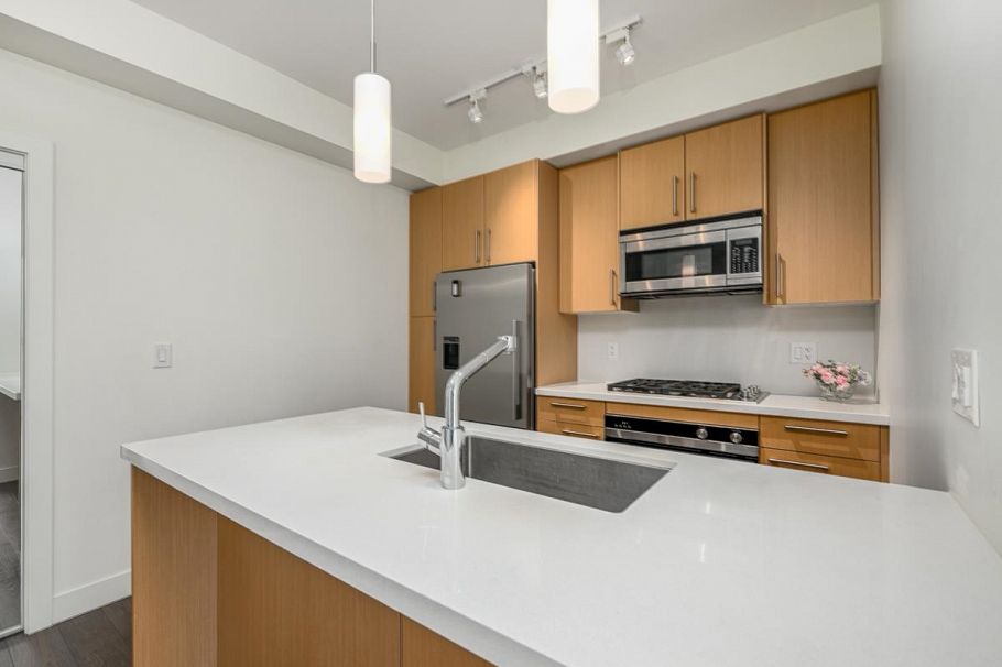 310 5325 West Boulevard Vancouver, BC - 10