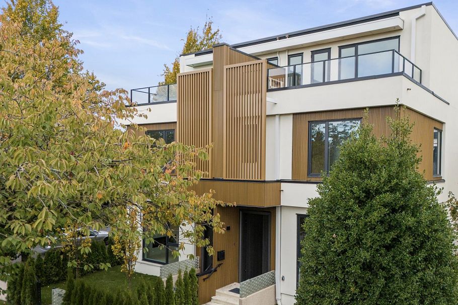 1 1595 W 66th Avenue Vancouver, BC - 4