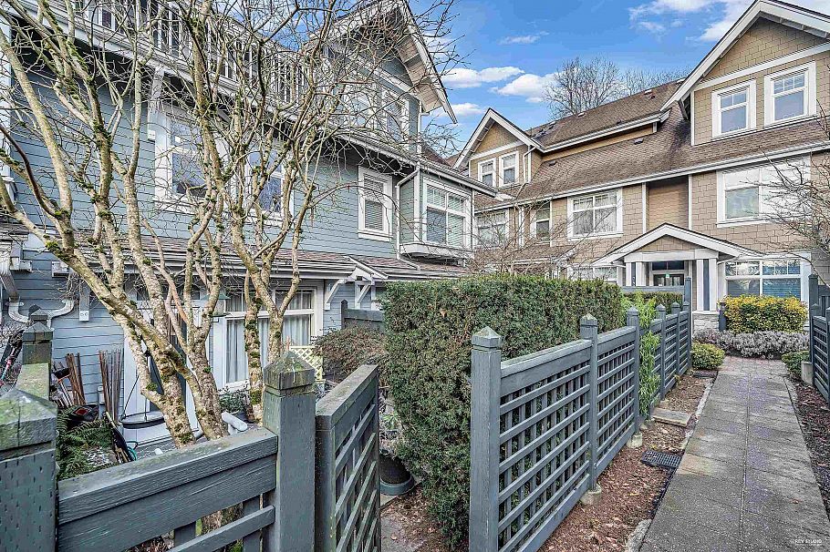 329 W 59th Avenue Vancouver, BC - 10